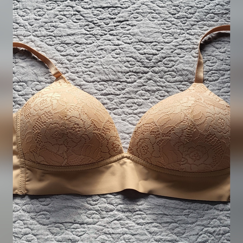 Catherine Malandrino Lace Detail Beige Bra Wire Free